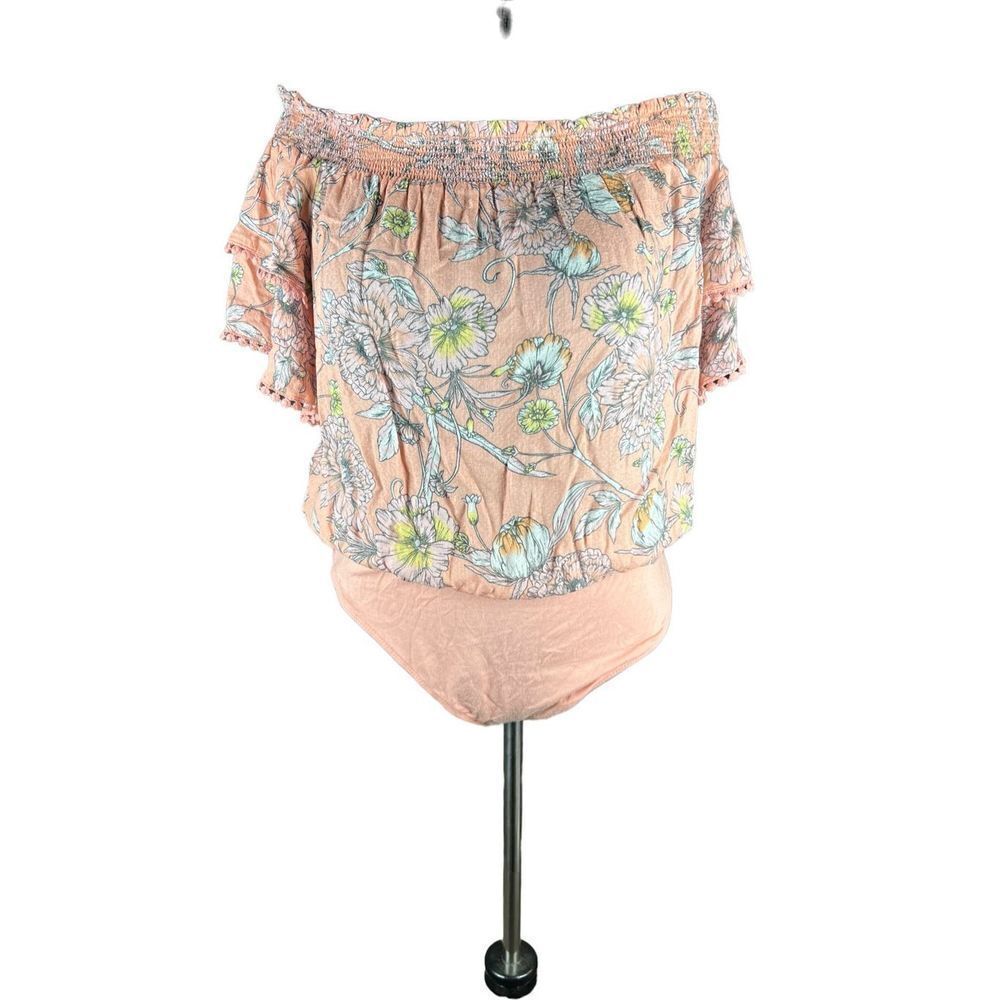 Belk Wonderly XL off the shoulder smocked peach pink floral bodysuit